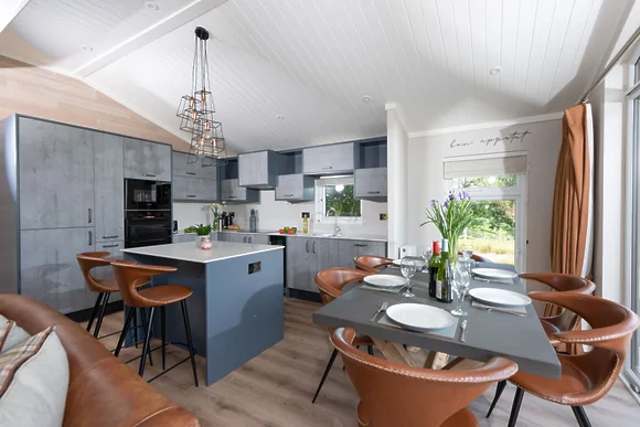 Saffron Lodge at 24 Roadford Lake Lodges