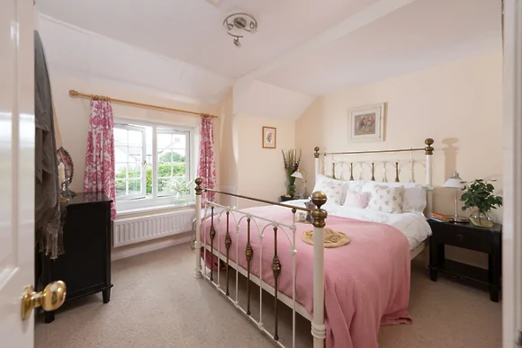 Pump Cottage (sleeps 10)