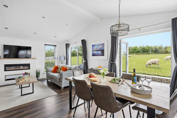 Snowdrop Lodge at 9 Roadford Lake Lodges