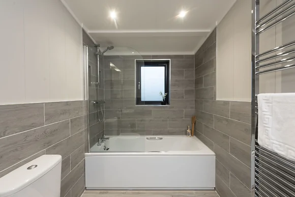 Hawthorne Lodge at 15 Roadford Lake Lodges