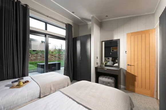 Hawthorne Lodge at 15 Roadford Lake Lodges