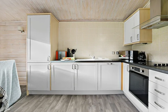 Chestnut at 6 Fingle Glen Lodges