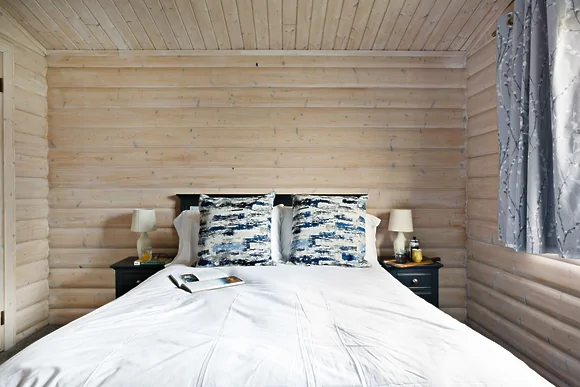 Chestnut at 6 Fingle Glen Lodges