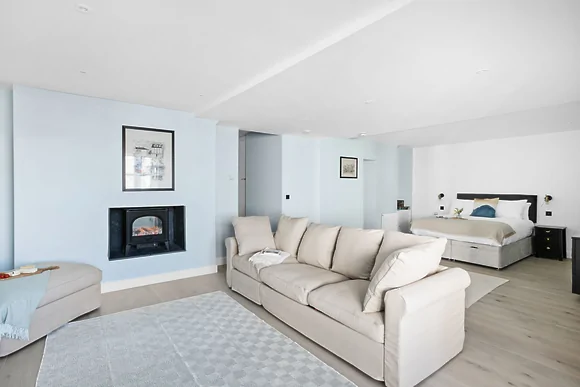 Maritime Suites