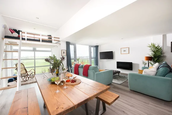 Penthouse 53 Zinc (sleeps 6)