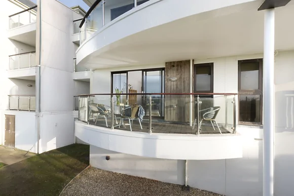 10 Bredon Court