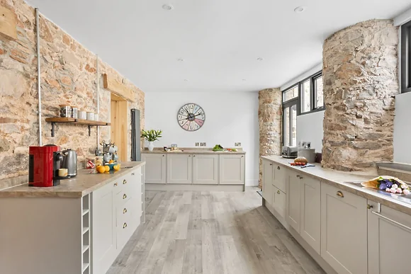 The Linhay at Higher Yalberton Farm