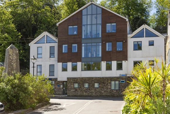 Landing View Fowey Penthouse