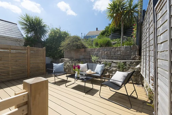 11 Tywarnhayle House