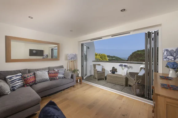 5 Sandy Lane Apartments