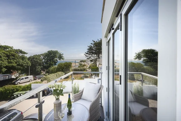 5 Sandy Lane Apartments