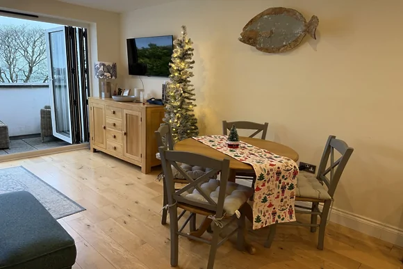 5 Sandy Lane Apartments