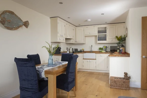 5 Sandy Lane Apartments