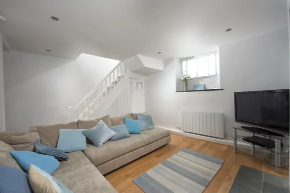 Salubrious Cottage