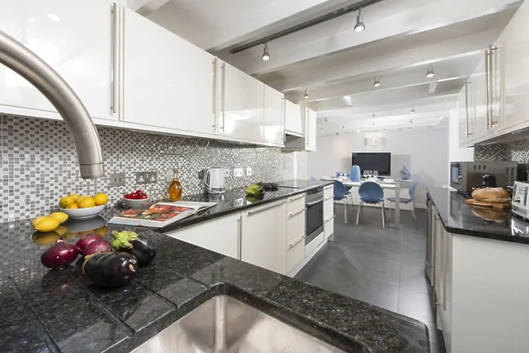 Salubrious Cottage