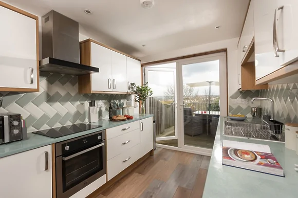 Sea Boots (sleeps 8)