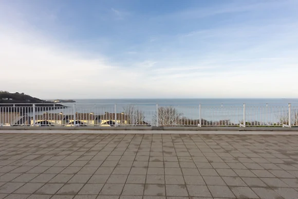 Compass Point