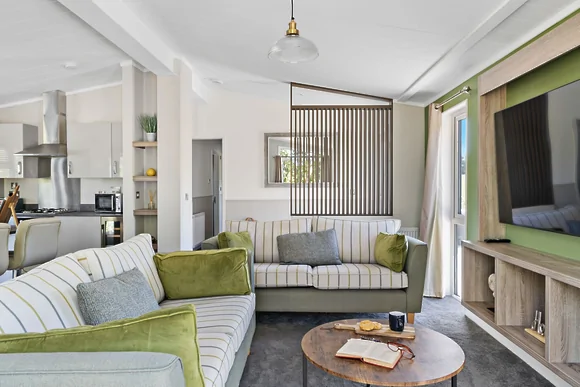 Bramble Lodge at 12 Roadford Lake Lodges