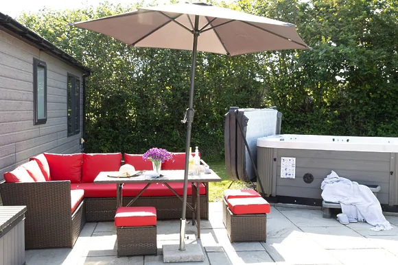 Violet Lodge at 11 Roadford Lake Lodges