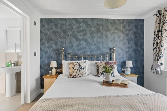 Violet Lodge at 11 Roadford Lake Lodges