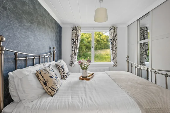 Violet Lodge at 11 Roadford Lake Lodges