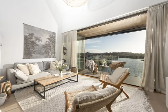 10 Cannery Row