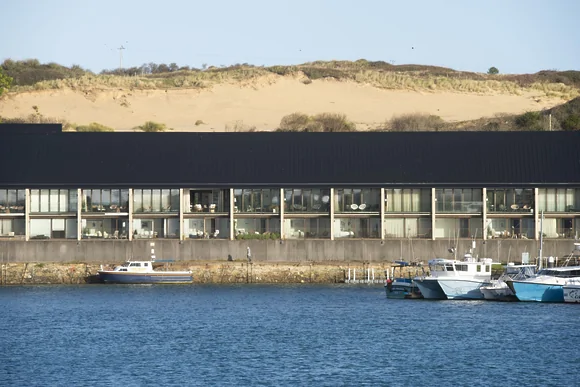 10 Cannery Row