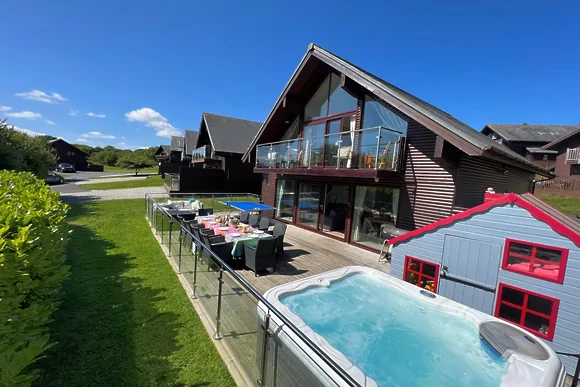 Retallack Resort & Spa (Sleeps 12)