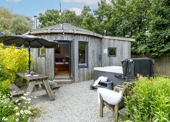 The Ember Room Roundhouse at East Thorne