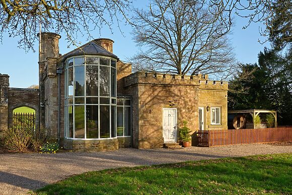 Albert Lodge
