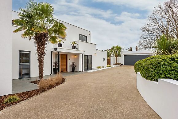 The Crewhouse