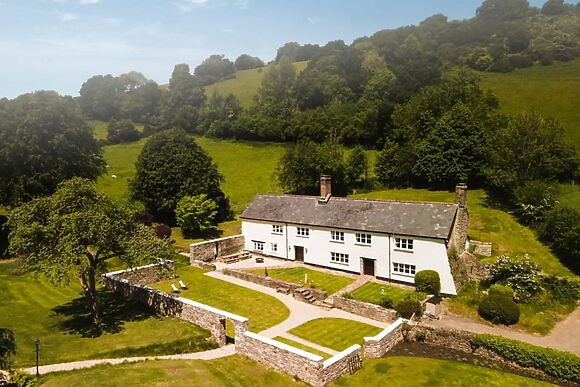 Summergreen Farmhouse