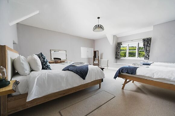 Summergreen Farmhouse