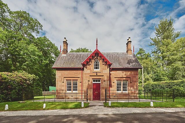 Middle Lodge