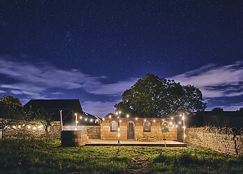 Orchard Snug