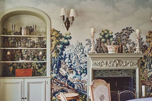 Queen Anne Manor