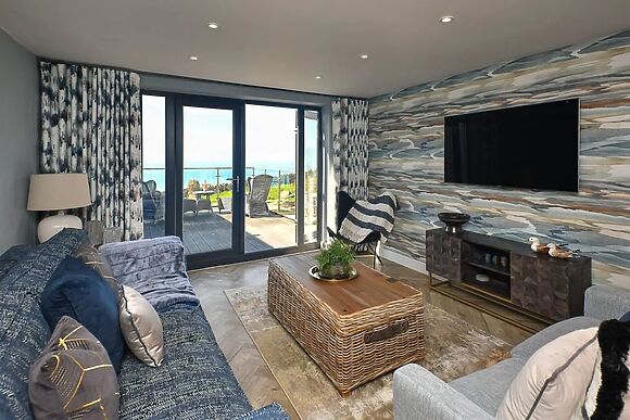 The Lookout at Ynys Lawd