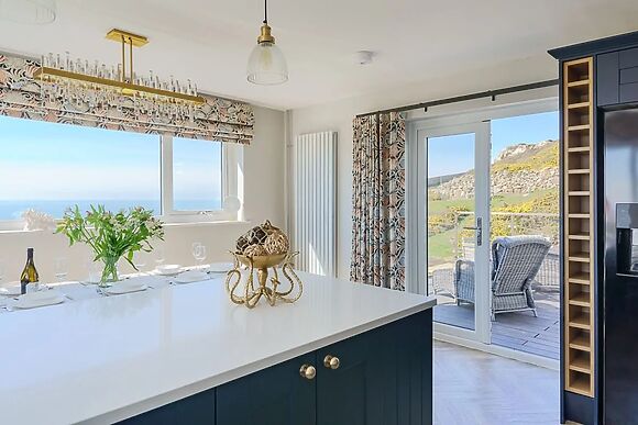 The Lookout at Ynys Lawd