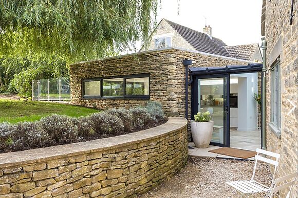 Willow Cottage