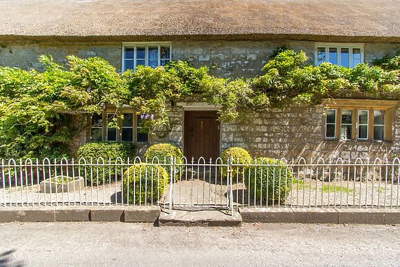 Hawthorn Farmhouse