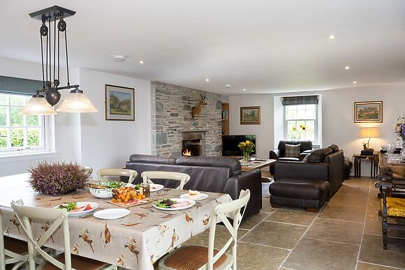 Burnside Farmhouse