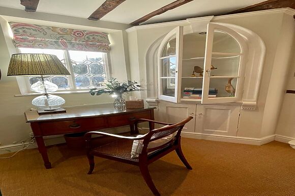 Acacia Cottage