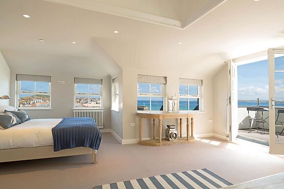 Harbourview House