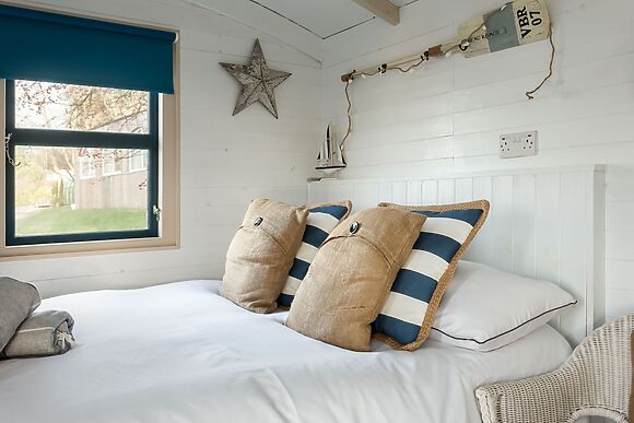 Watersedge Cabin