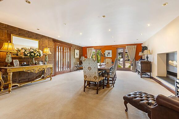 Broadridge Manor
