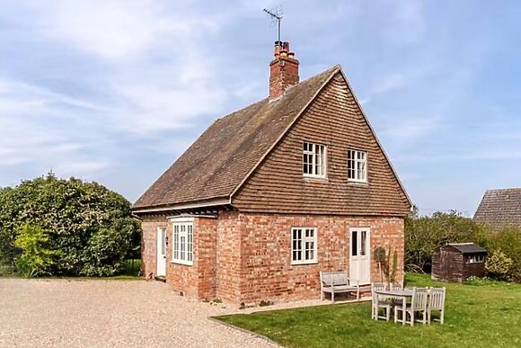 Muntjac Cottage