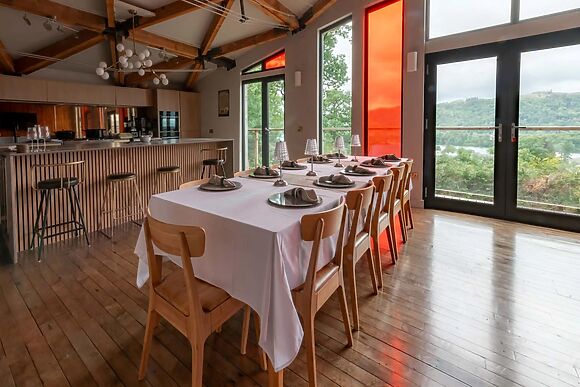 Silver Crescent House