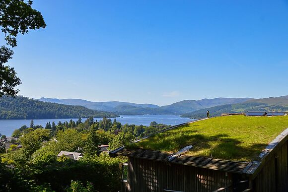 Silver Crescent House