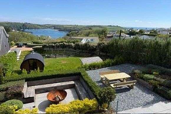 The Roseland Retreat