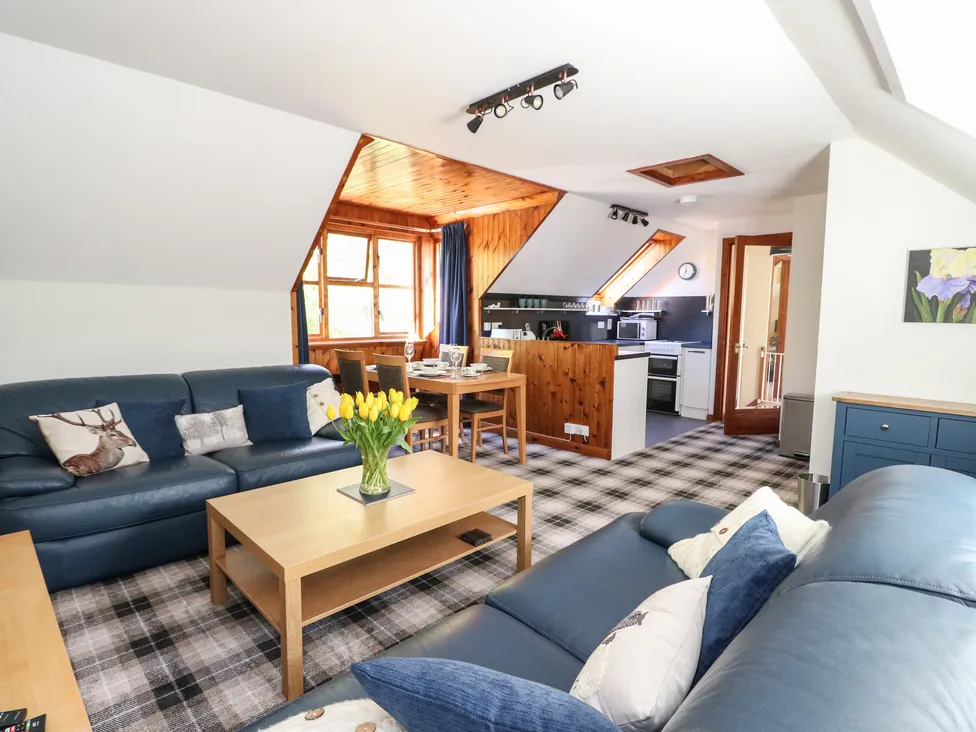 Upper Brackendale interior
